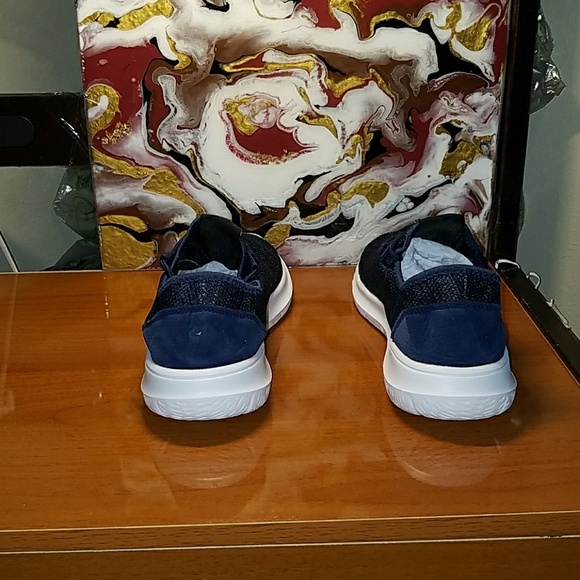 NWT Men's Fashionable Running Shoes - Picture 5 of 8